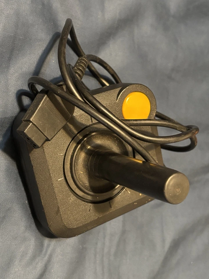 Lote Atari 2600 Jr com 8 jogos, incluindo atletismo testado Leia Desc - Imagem 3 de 4