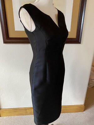 New Escada Dress 34 Black Silk Knee Length w/ Broken Stitch Detail US 4