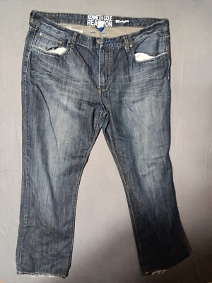 Kenneth Cole Reaction 38x32 Straight Fit Distressed Denim Classic