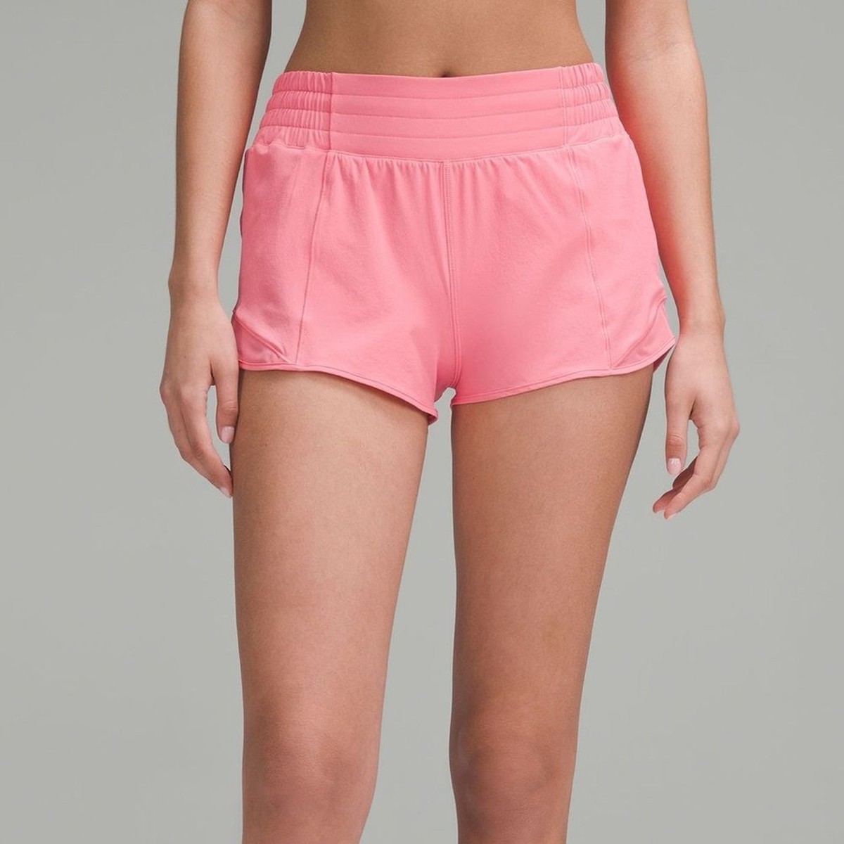 NWT Lululemon Hotty Hot High-Rise Lined Short 2.5