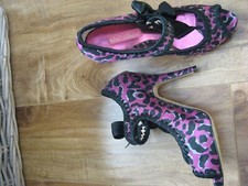 Betsey Johnson Vero Cuoio Pink Black Blue Leopard Satin Ribbon High Heel 6.5M