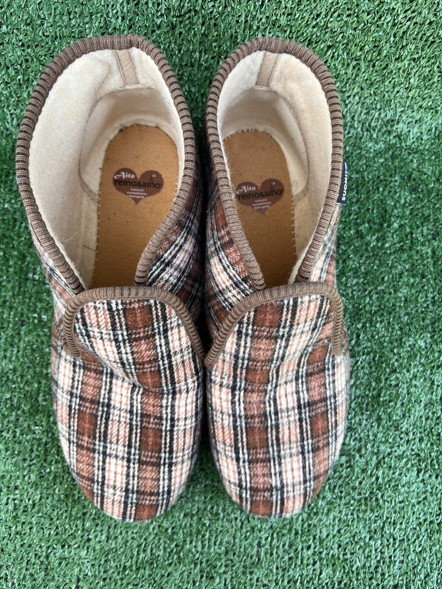 Suomi Reino & Aino Brown Plaid House Shoes Mens Size 11  display picture 3