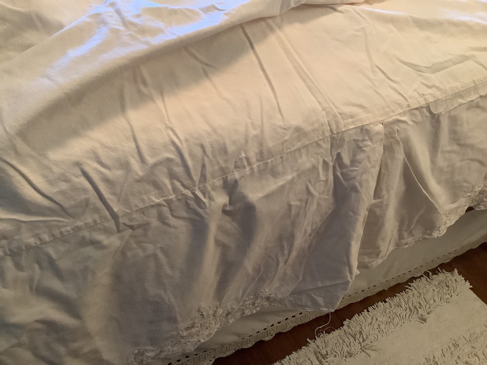 Battenburg Shabby Chic Country king size bed skirt Ivory Split Corners