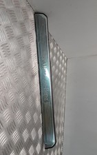 MERCEDES-BENZ S W221 Schwellerinnenverkleidung vorne links A2216800135 28401705