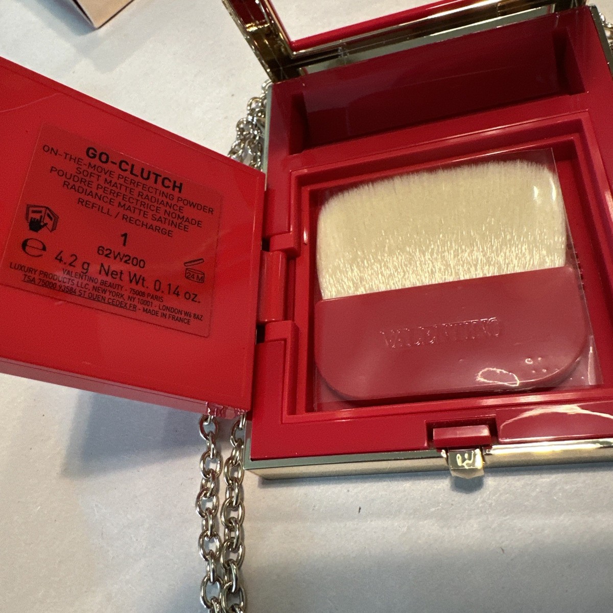 Valentino Go-Clutch Powder 01 Very Light & 219a Star Studded