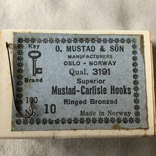 Box Mustad & Son Key Brand Norway Ringed Bronzed Carlisle Hooks Qual 3191 No. 10