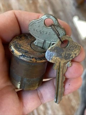 Vtg ILCO Mortise Lock Cylinder w/ 2 Original Lockwood Howe Fitchburg Keys KL4432