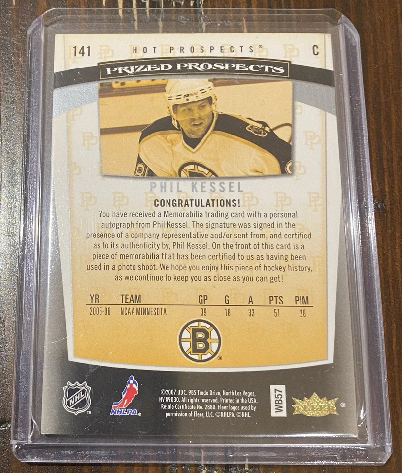 2006-07 Hot Prospects Phil Kessel Rookie RC Patch Auto /199 READ DESCRIPTION NHL - Image 2 of 2