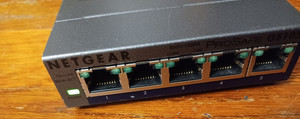 NetGear  ProSafe Plus (GS105E-100NAS) 5-Ports External Ethernet Switch