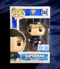 Funko Pop! Superman 588 “Battle Damaged” Exclusive + Protector