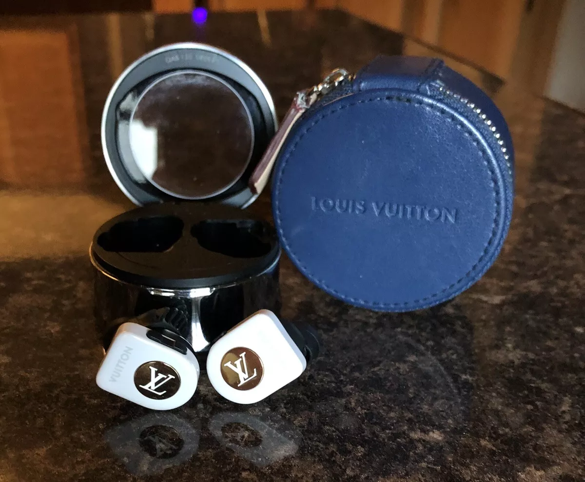 Louis Vuitton Monogram Horizon Wireless Bluetooth Headphones Earphones Set  White