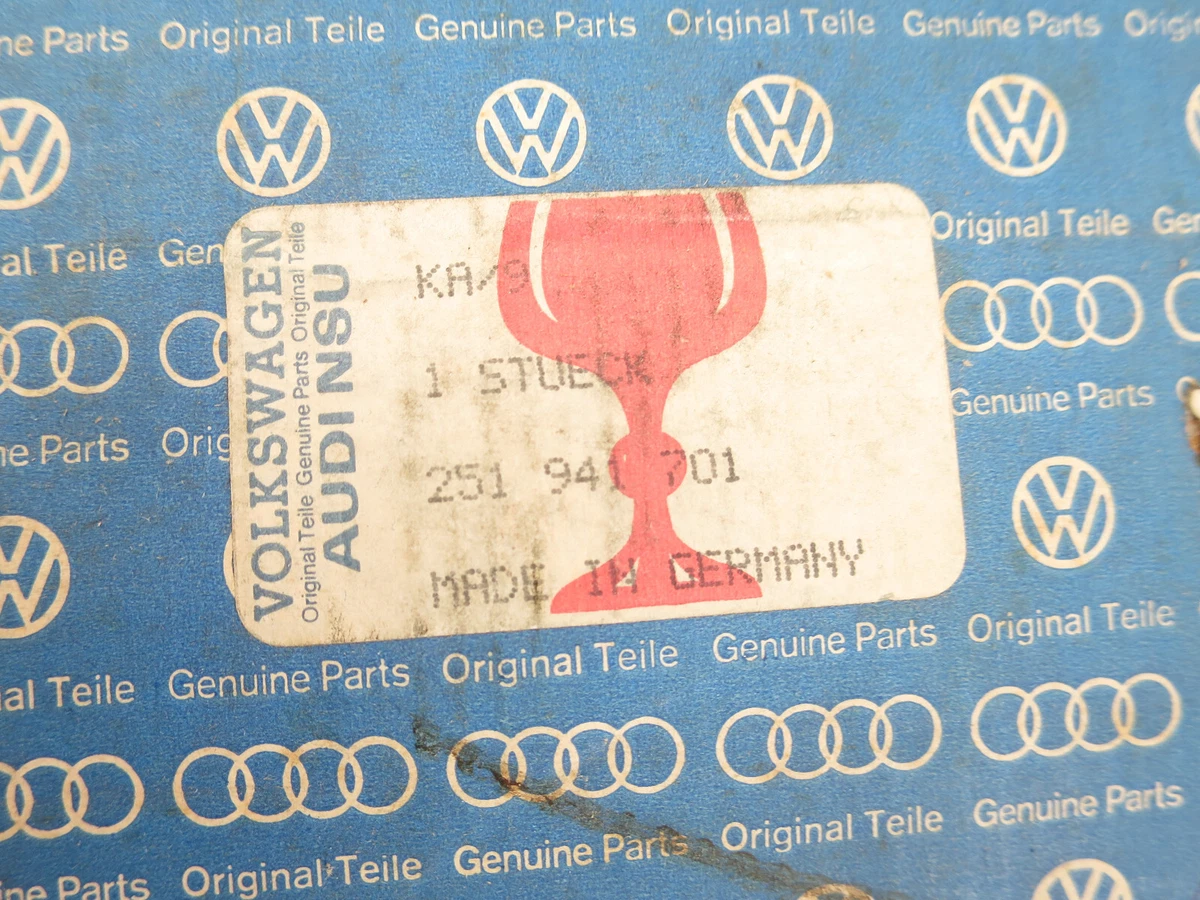 1x original VW T3 LT Bus Nebelscheinwerfer Scheinwerfer Hella NEU 
