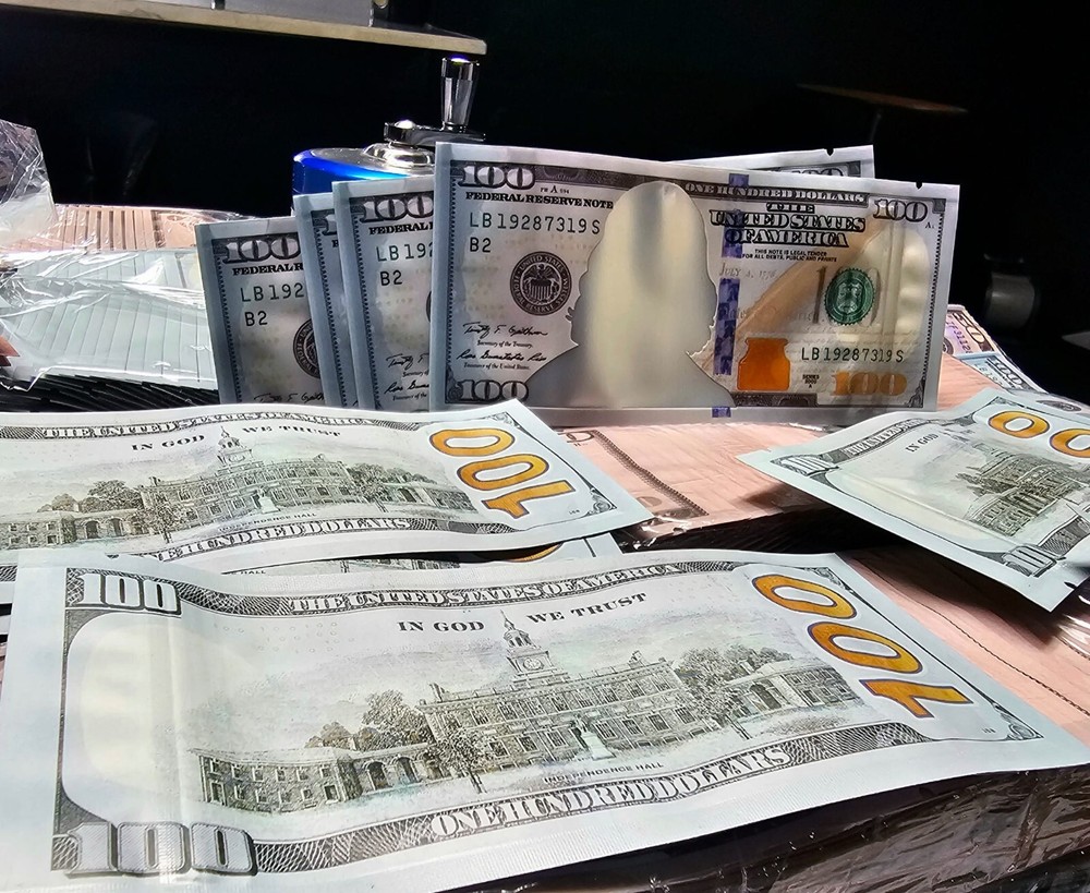 400 Pack 3.5g Mylar Money Bags with Fake $100 Bills for Snacks