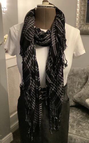Primark Black And White Check Pashmina Style Large Scarf/Shawl - Picture 1 of 6