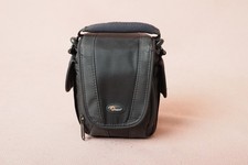 LowePro Edit 100 Camera Bag with Shoulder Strap - Black Sony Nikon Canon Fuji