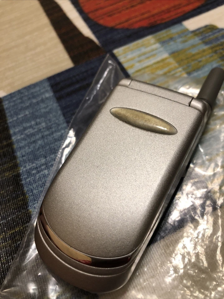 Motorola v50 - Immagine 2 di 4