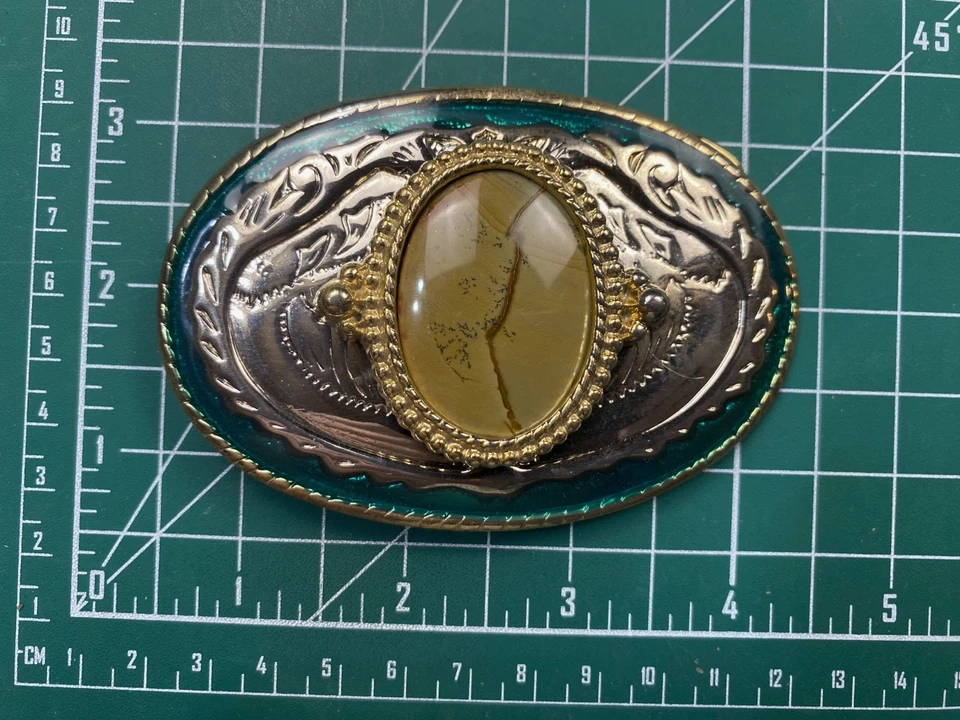 Hebilla de cinturón tono plata y azul con cabujón de arenisca Foto 2 de 4