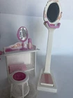 RARE Vintage Mattel 1985 Barbie Bathroom Accents Scale And Accessories