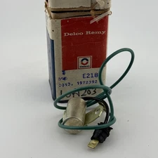 NOS OEM Genuine Delco Remy GM E218 1972392 Condenser USA