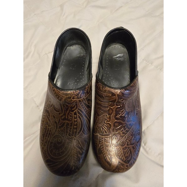 Dansko Clogs Bronze Metallic Embossed Floral Leather Shoes Womens 41