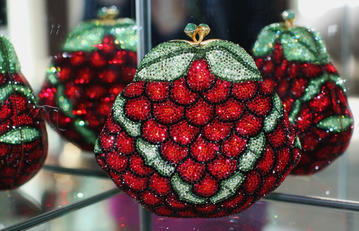 Judith Leiber Strawberry Purse Couture Judith Leiber Bags Lipstick