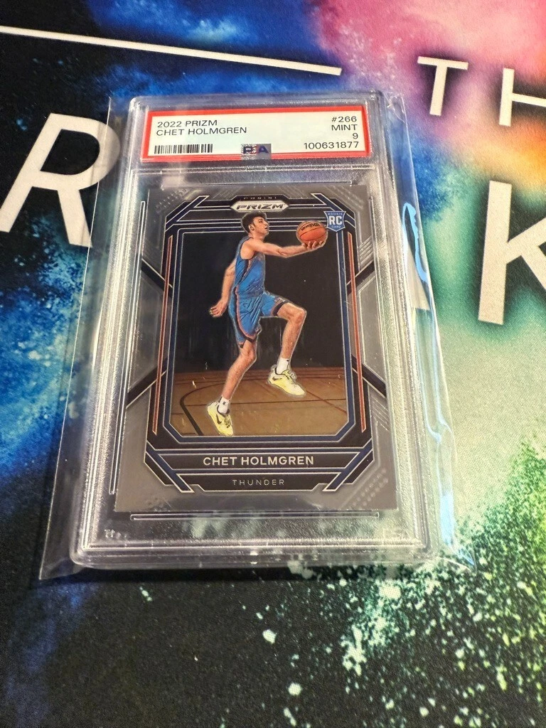 Chet Holmgren trading card
