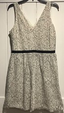 Maurice Juniors 13/14 Lined Lace Dress Zip Back V Neckline Easy Wear Ivory Cream