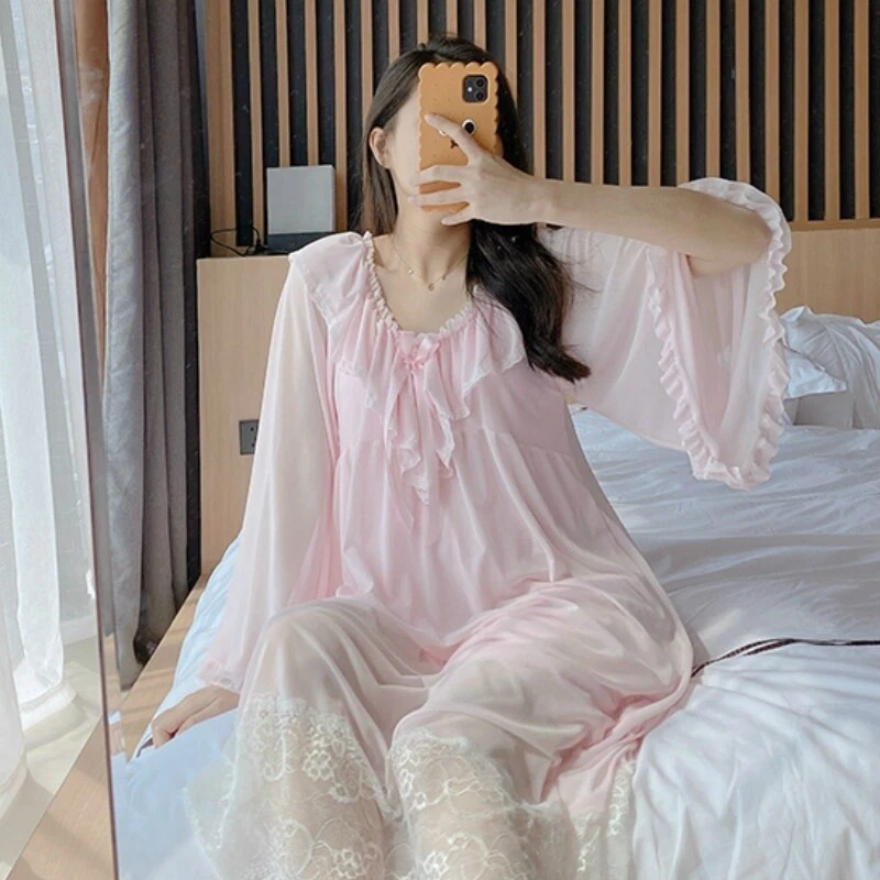 Night dress store please