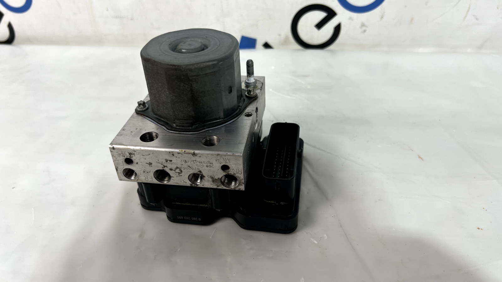 2014 13 15 16 MASERATI QUATTROPORTE ABS ANTI LOCK BRAKE PUMP 670008166