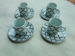 hermès 4 Kaffeetassen und 4 Untertassen Porzellan Vintage Top Zustand