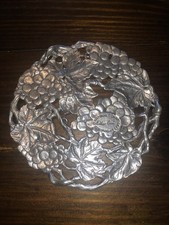 Vintage Arthur Court Trivet Hot Plate Plant Stand 7.5” Grapevines ‘95 Taiwan