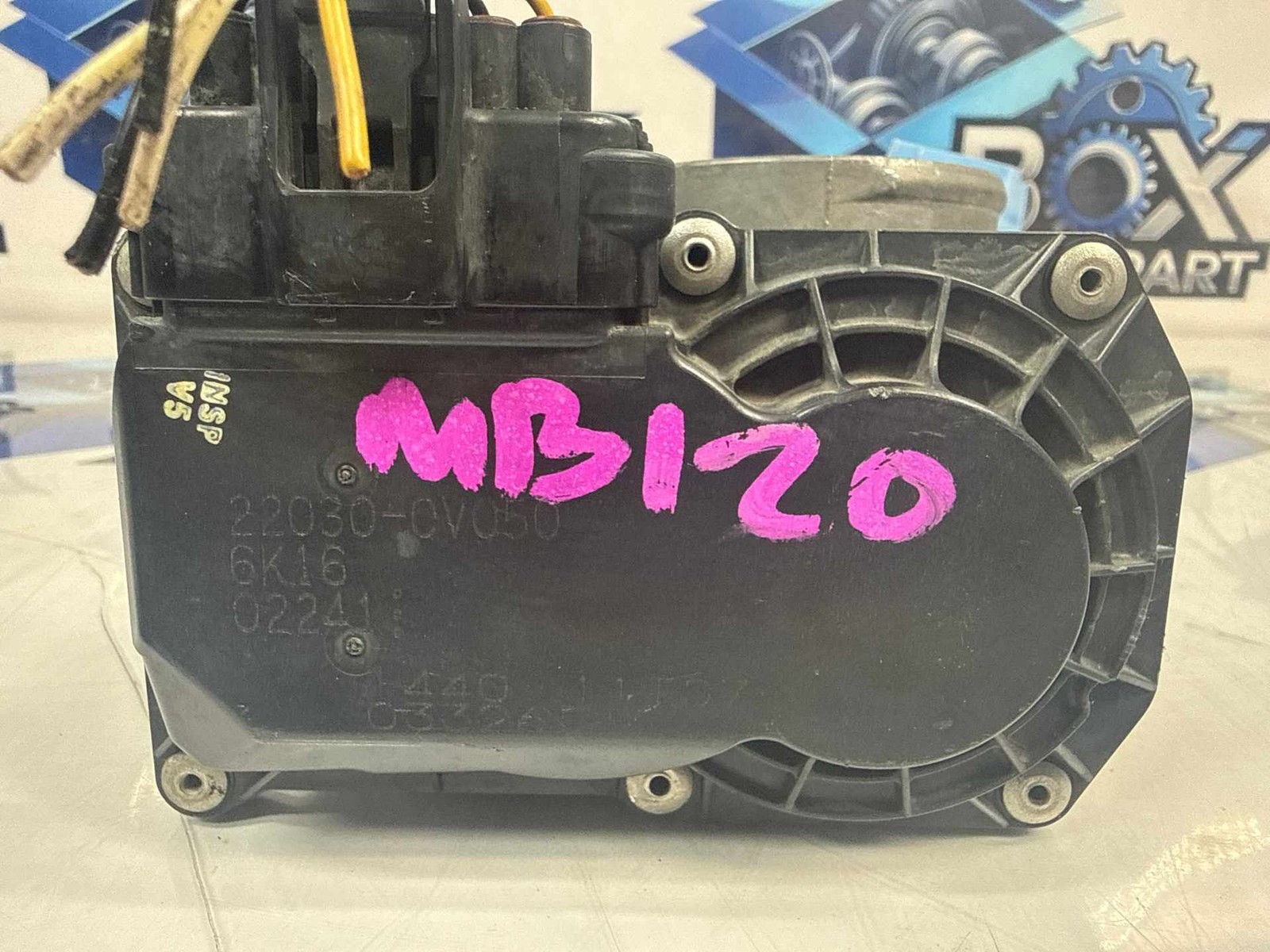 2017 TOYOTA CAMRY Throttle Body/Valve Assembly 2.5L OEM
