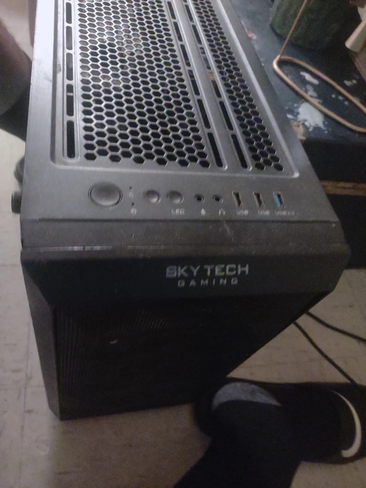 skytech gaming pc kratos/M1 550B - Image 2 of 4