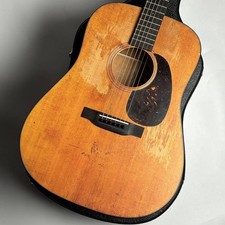 Guitarra acústica Martin D-18 Street Legen (natural de colección) usada