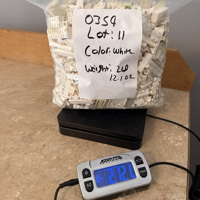 #ad LEGO White Bricks Bulk Lot 11 2 lb 12.1 Oz Color Sorted Clean Parts $29.99