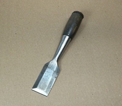 Vintage Winchester  1  1/2'' Chisel No. 4711