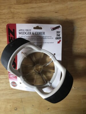Norpro Nonslip Grip EZ Apple Fruit Wedger & Corer Stainless Steel Blades 8 Slice