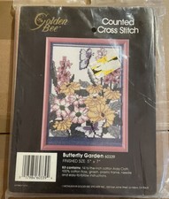 1988 Goldene Biene gezählt Kreuzstich Set # 60339 "Schmetterlingsgarten" Rahmen inkl.