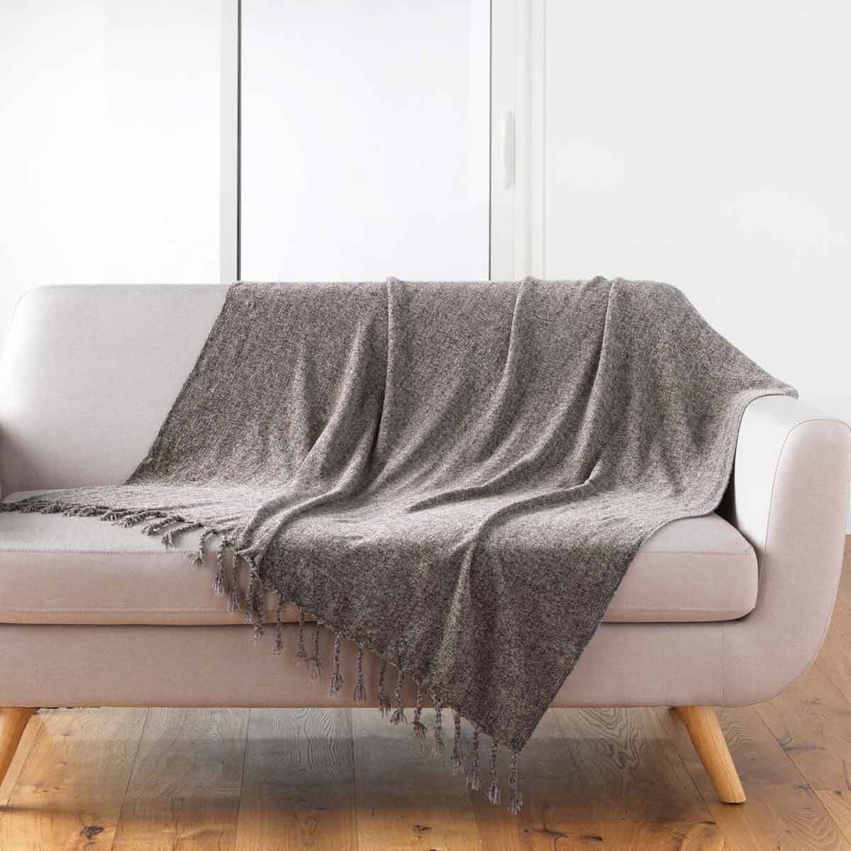 Plaid à franges Mélissa 125x150cm, jeté de lit taupe chic