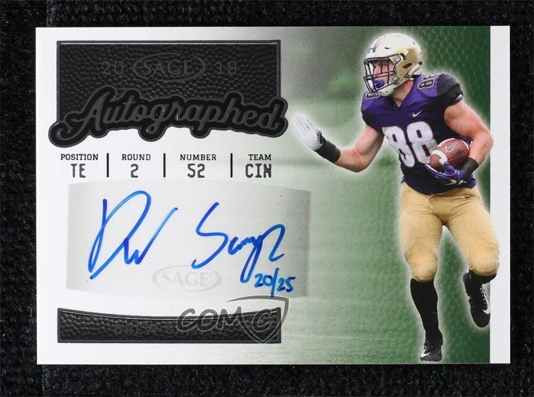 Daniel Jones Panini Chronicles Crown Royale Silhouette Material Autographs #SA3 Super Prime 1/1