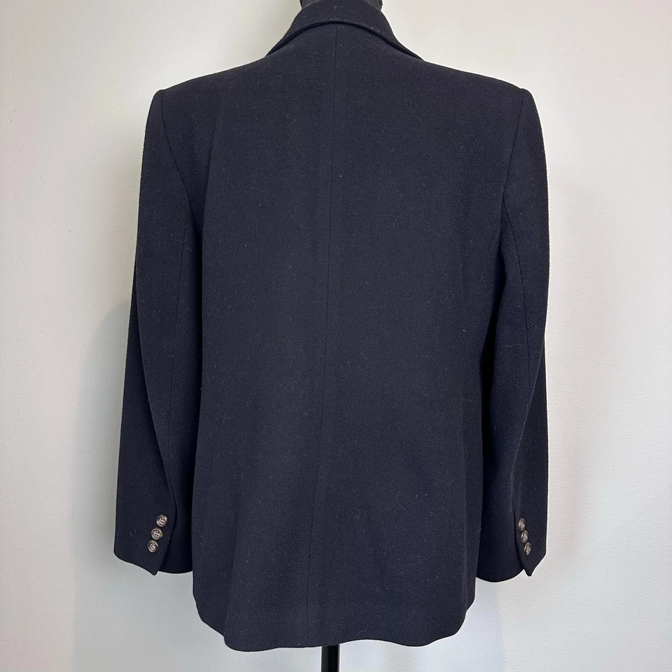 L L Bean Blazer Women 10 Petite Black Wool Cashmere Tailored Made USA Academia - Image 4 of 4