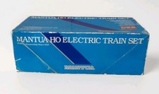 Mantua HO Scale six piece Train Set in original box no power supply
