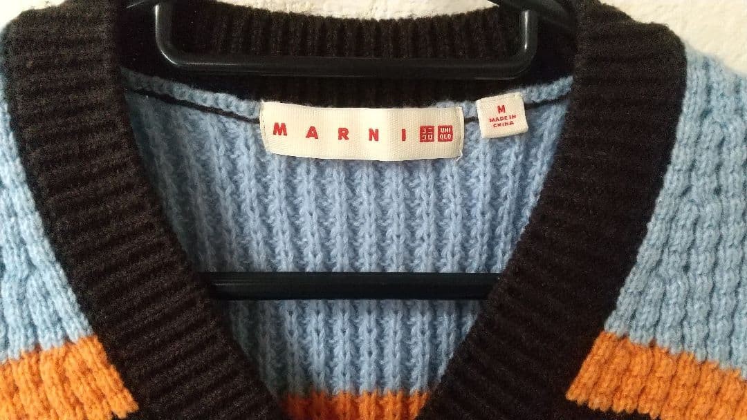 Uniqlo x Marni Popcorn Knit V-Neck Vest M Used Fashion thumbnail 3