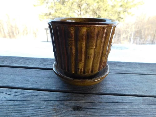 Vintage Brown McCoy Planter BAMBOO Pattern with Attached Saucer