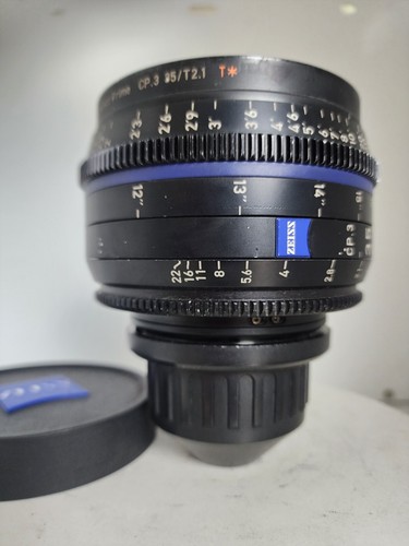Zeiss CP.3 35mm T2.1 cinema lens Arri PL mount compact cine prime - full frame - Picture 4 of 13