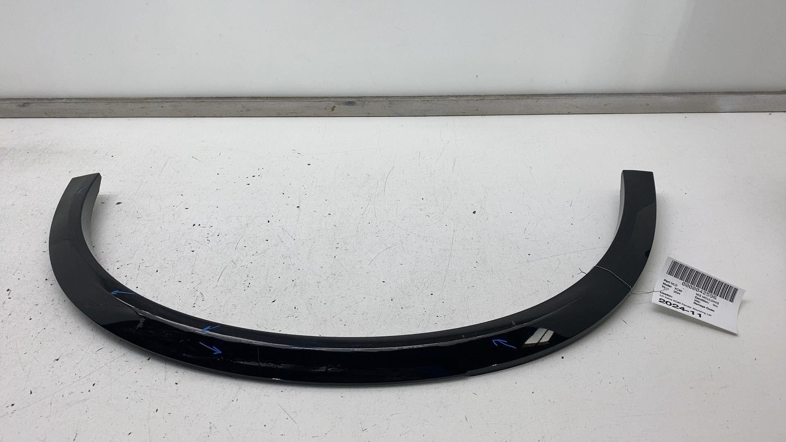 2016-2024 Volvo XC90 Left Rear Wheel Arch Flare Molding 31378164