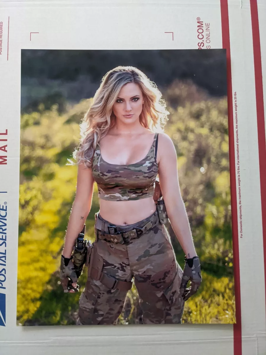 Sexy Nicole Arbour