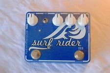 Solid Gold FX Surf Rider III vintage reverb