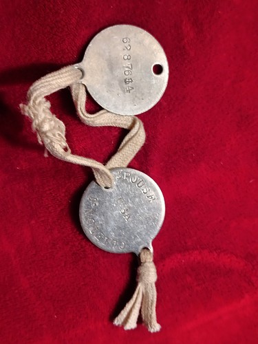 Original WWII U.S. ARMY Dog Tag Set With Cord For soldier  CLINTON T. SPROUSE