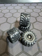 STOMPER custom 3d resin printed wheels and high flotation rubber tires